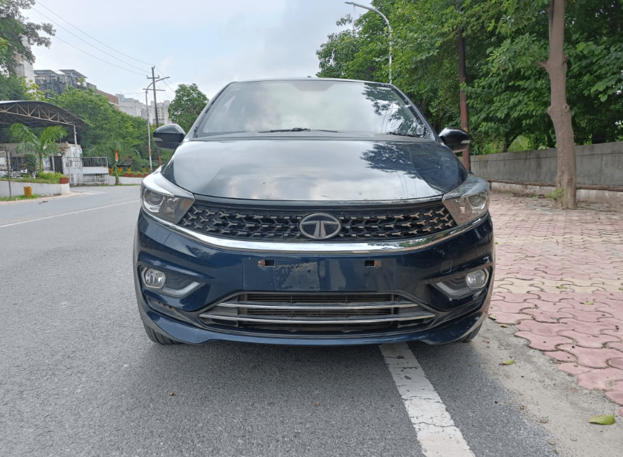 Used TATA Tigor XZA+ Petrol Sedan in Noida - 4,000 km, priced at ₹8,85,000.